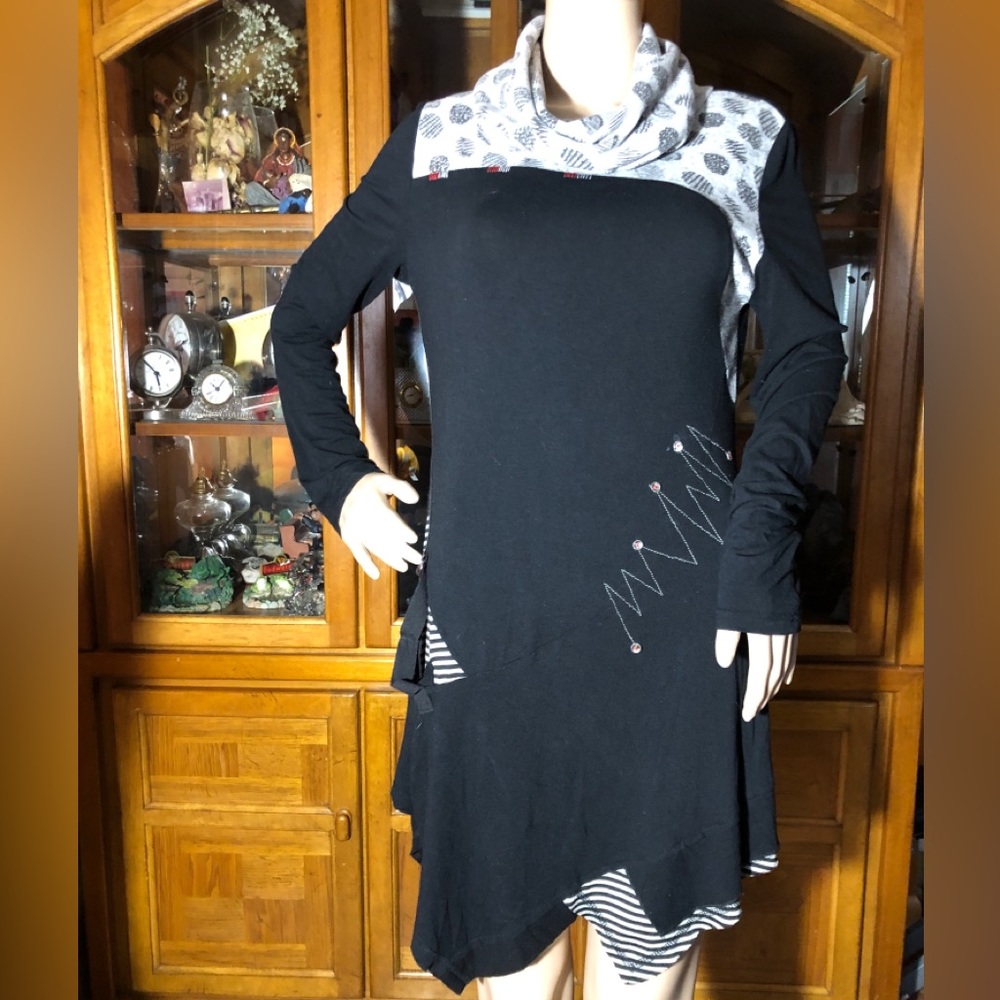La-El Couture Asymmetrical Knit Dress